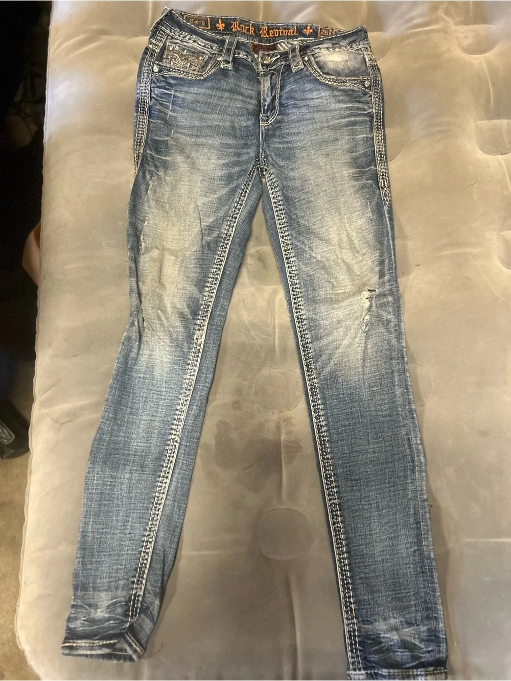 Rock Revival Women’s Skinny Jeans in Faded Blue Wash